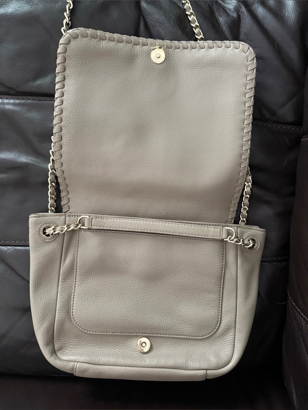Tory Burch Marion Leather Whipstitch Crossbody - EXCELLENT CONDITION! - Picture 3 of 9